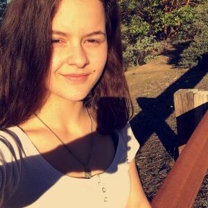 Meet your Posher, Katrina